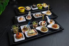 Kempinski Hotel Khan Palace