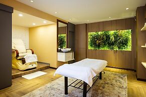 Kempinski Hotel Khan Palace