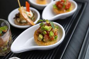 Kempinski Hotel Khan Palace