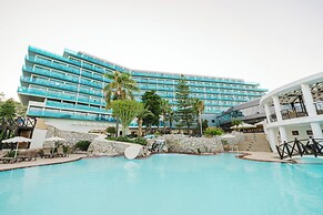 Calypso Beach Hotel