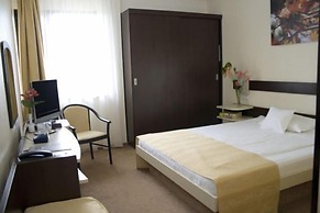 Hotel Rapsodia City Center
