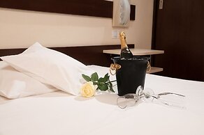 Hotel Rapsodia City Center