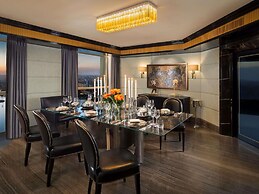 Fairmont Nile City, Cairo