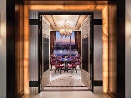 Fairmont Nile City, Cairo