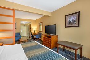 Best Western Plus University Park Inn & Suites