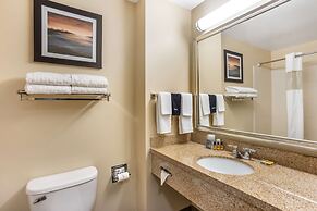 Best Western Plus University Park Inn & Suites