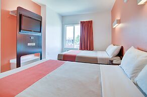 Motel 6 Roanoke, TX - Northlake - Speedway