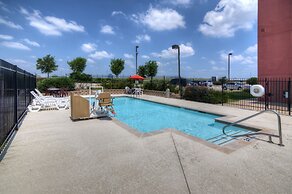 Motel 6 Roanoke, TX - Northlake - Speedway