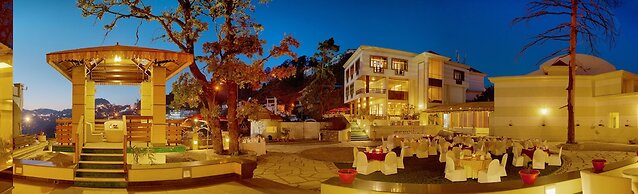 Royal Orchid Fort Resort