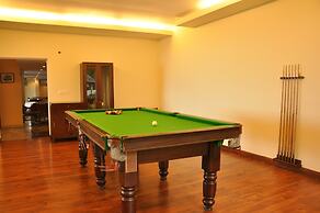 Royal Orchid Fort Resort