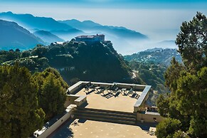 Royal Orchid Fort Resort