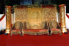 Hotel Express Towers