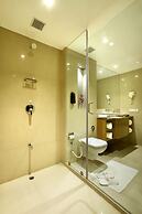 Hotel Express Towers