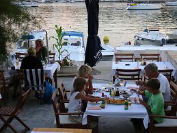 Hotel Maestral