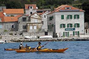 Hotel Maestral