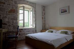 Hotel Maestral