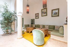 Riad Les Trois Palmiers El Bacha