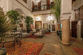 Riad Les Trois Palmiers El Bacha