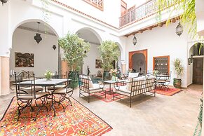 Riad Les Trois Palmiers El Bacha