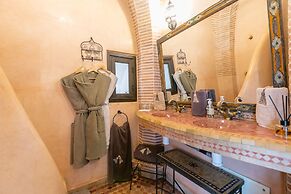 Riad Les Trois Palmiers El Bacha