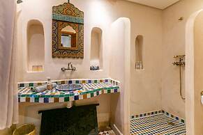 Riad Les Trois Palmiers El Bacha