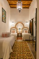 Riad Les Trois Palmiers El Bacha