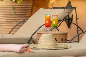 Riad Les Trois Palmiers El Bacha