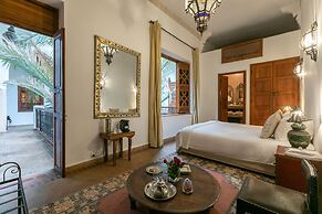 Riad Les Trois Palmiers El Bacha