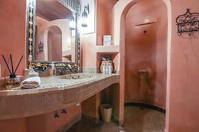 Riad Les Trois Palmiers El Bacha