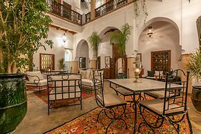 Riad Les Trois Palmiers El Bacha