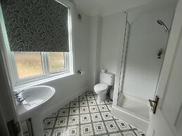 Penny Farthing Hotel