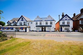 Penny Farthing Hotel