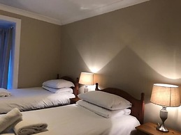 Penny Farthing Hotel