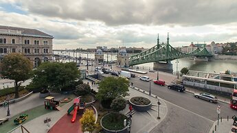 Butterfly Home Danube