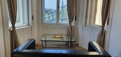 Butterfly Home Danube