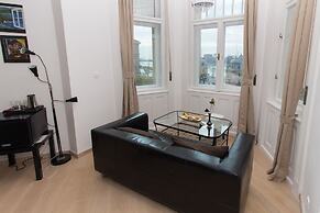 Butterfly Home Danube