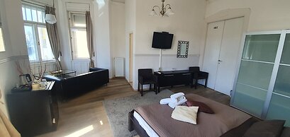 Butterfly Home Danube