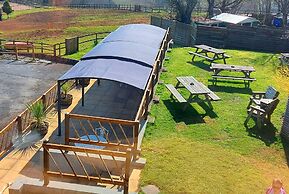 Sportsmans Valley Hotel