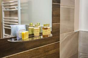 Duke Of Edinburgh Hotel