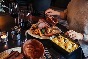 Duke Of Edinburgh Hotel