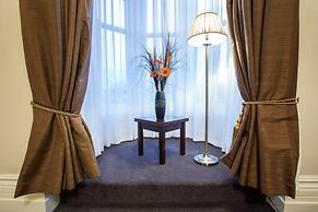 Duke Of Edinburgh Hotel