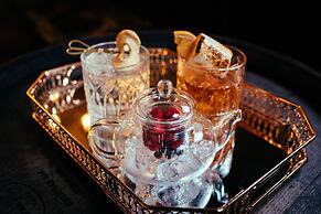 Duke Of Edinburgh Hotel