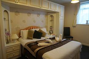 The Ridings Guest House