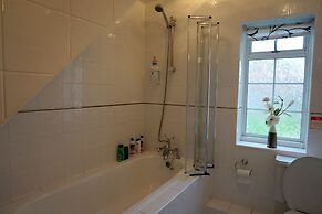 The Ridings Guest House