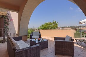 Aphrodite Hills Rentals – Apartments