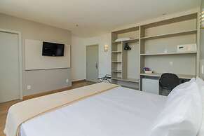 CORAL TRADE HOTEL