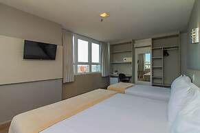 CORAL TRADE HOTEL