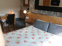 FlyOver Bed and Breakfast