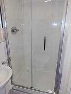 FlyOver Bed and Breakfast