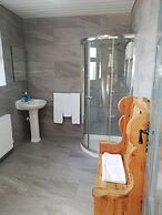 FlyOver Bed and Breakfast